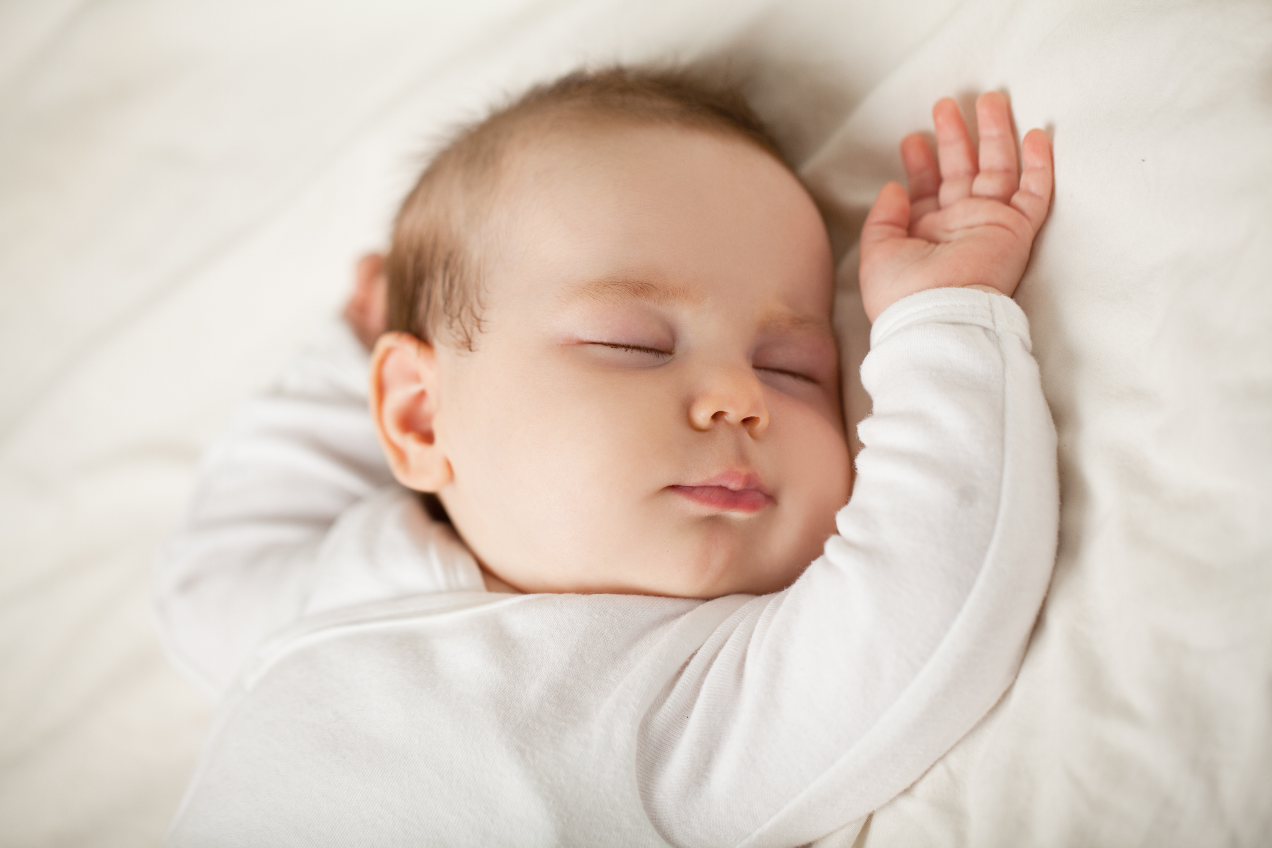 Quand bébé fait ses nuits : tout savoir sur le sommeil des bébés